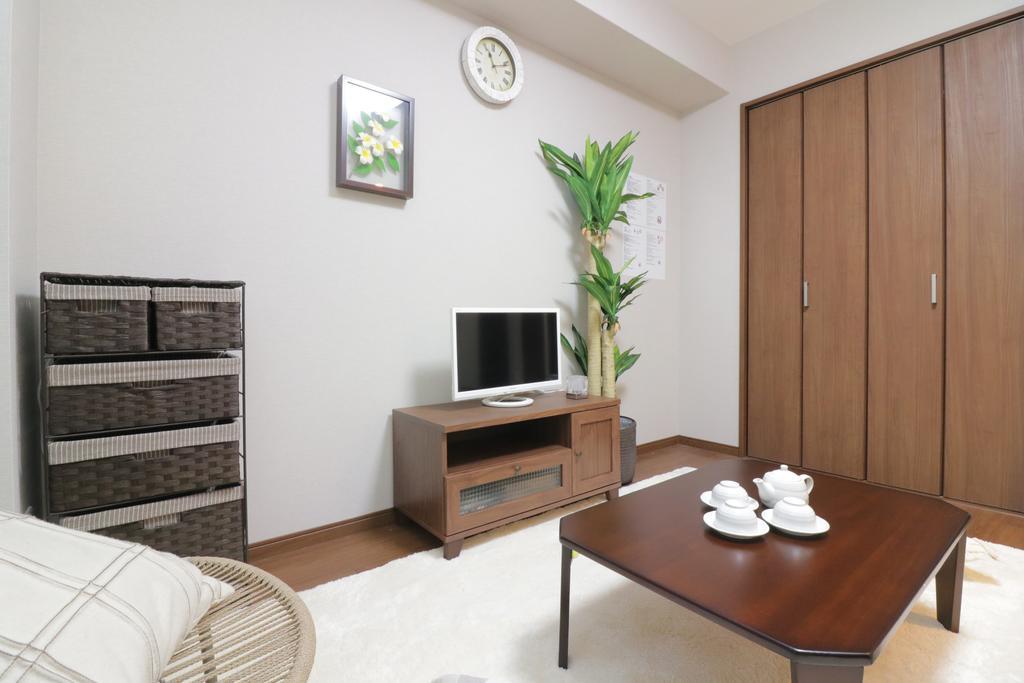 Hg Cozy Hotel No 32 通天閣前 Osaka Exterior photo