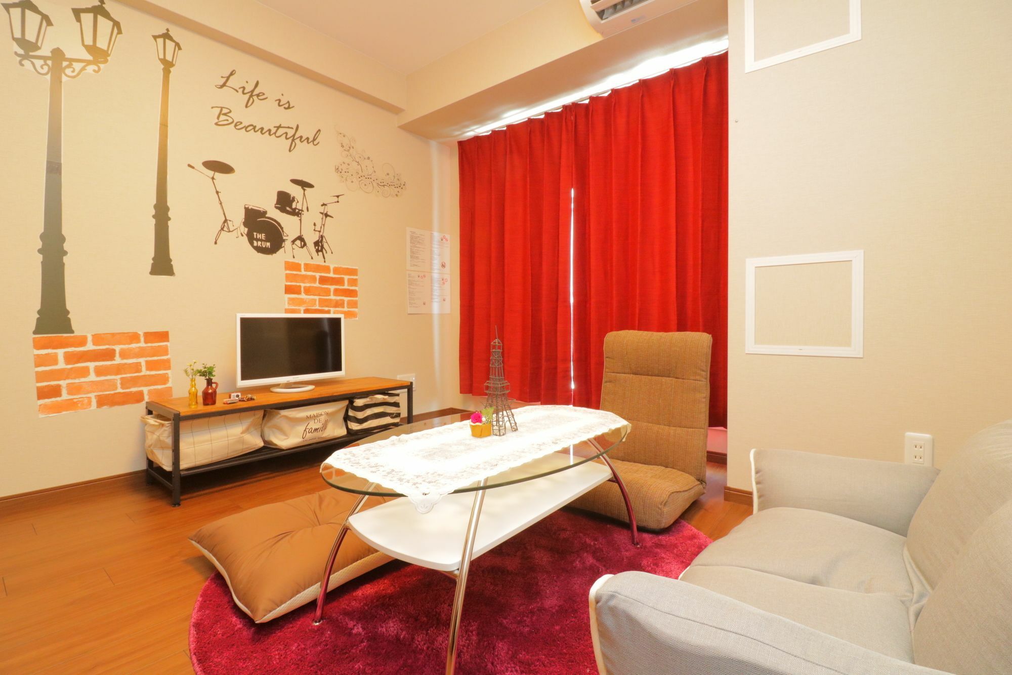 Hg Cozy Hotel No 32 通天閣前 Osaka Exterior photo
